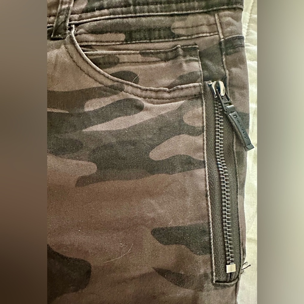 Democracy Women’s Camo Slim Jeans - Dark Olive Green - Picture 3 of 7